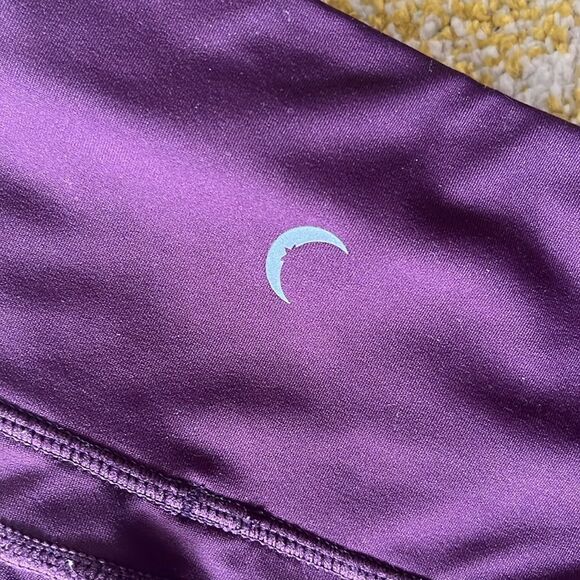 ZYIA BRILLIANT HI RISE CROP LEGGINGS SIZE 8-10 - Picture 4 of 5